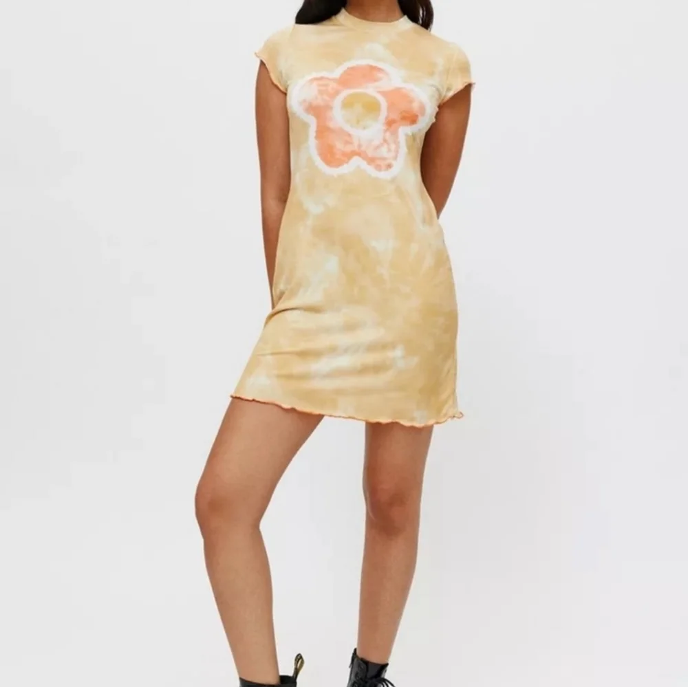 Ragged Priest flower dress - Picture 1 of 9
